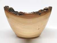 Live-edge White Ash Bowl_pic-3